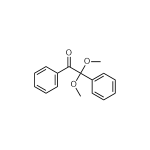 2,2-Dimethoxy-2-phenylacetophenone
